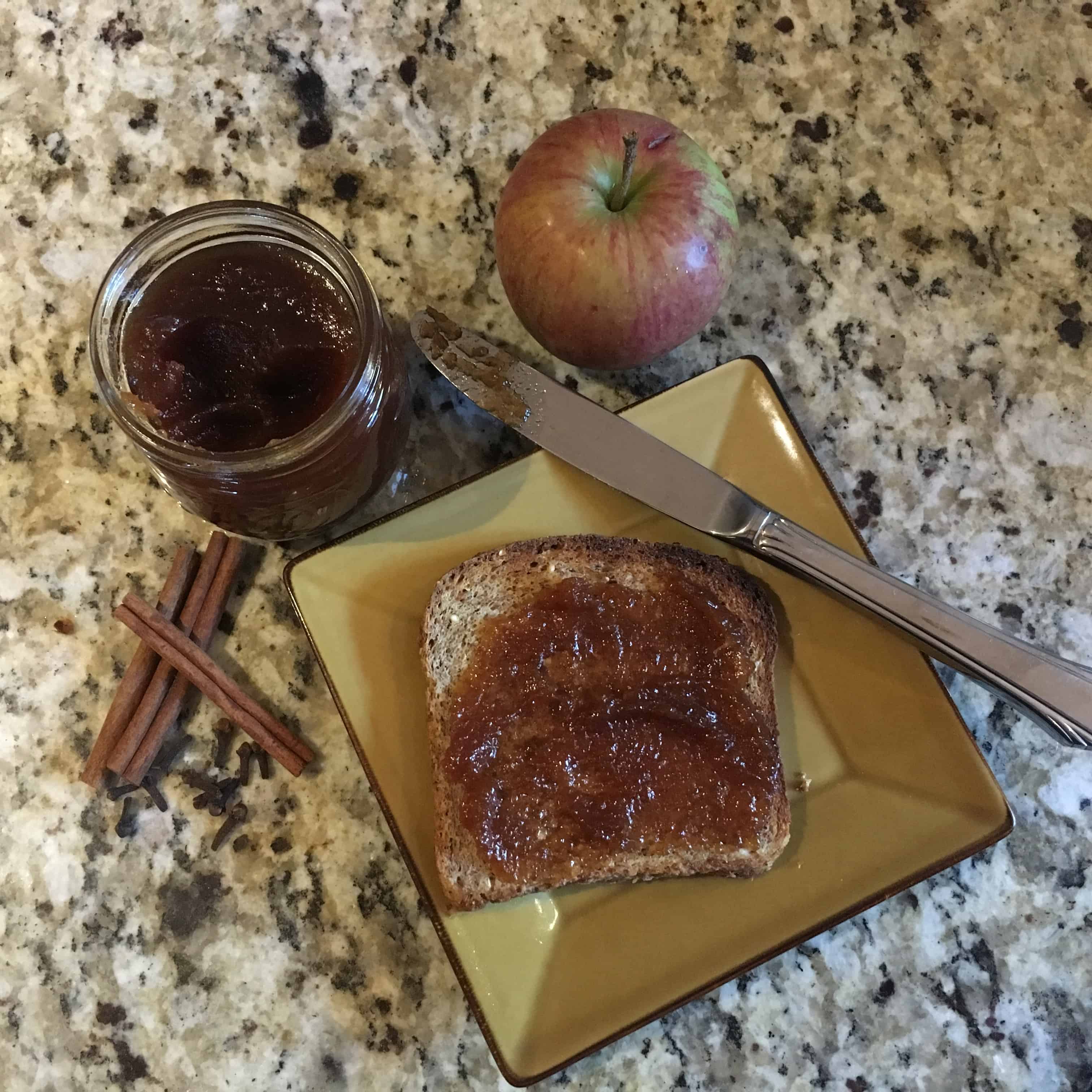 Apple butter on toast. https://trimazing.com