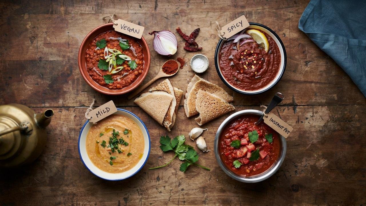Different variations of Misir Wot recipe.